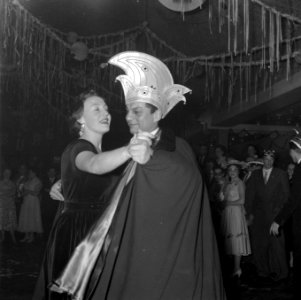 Carnavalviering in Rotterdam, Bestanddeelnr 909-2998