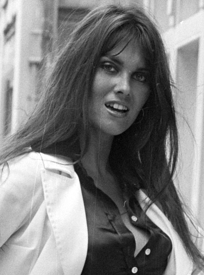 Caroline Munro 1974.2jpg