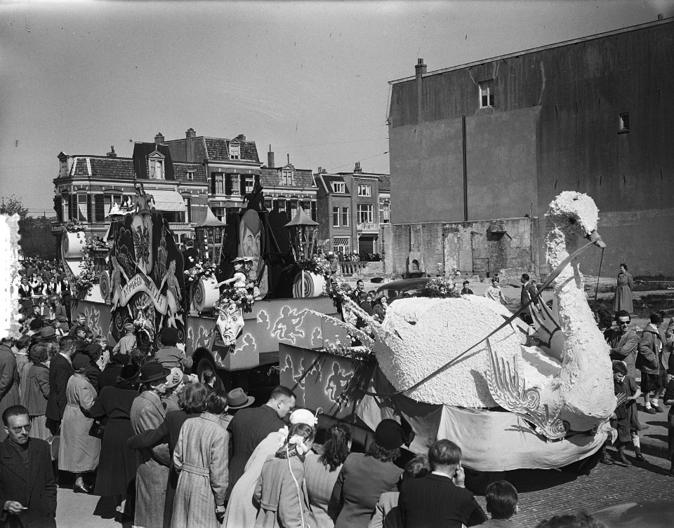 Carnaval Nijmegen. Aankomst Prins Carnaval en optocht, Bestanddeelnr 905-6727