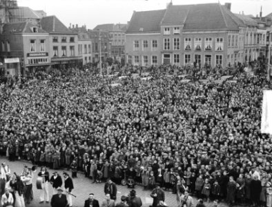 Carnaval in Bergen op Zoom aankomst Prins Carnaval, Bestanddeelnr 904-4226