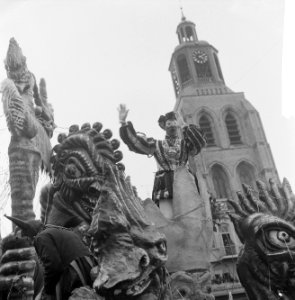 Carnaval Bergen op Zoom , Prins Nilles 2 op de markt, Bestanddeelnr 917-4796