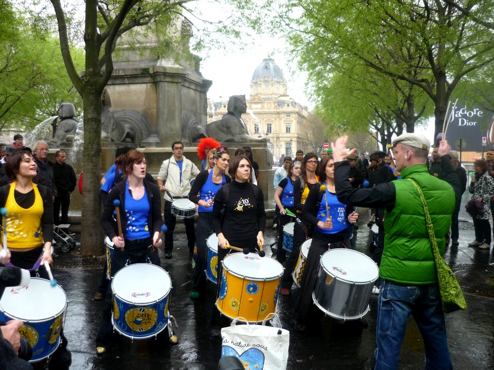 Carnaval des Femmes 2011 - P1140414