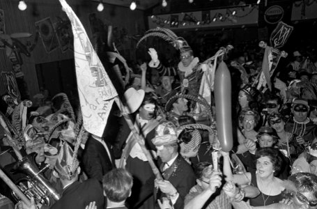 Carnaval in Amsterdam in Krasnapolski, Bestanddeelnr 918-8060