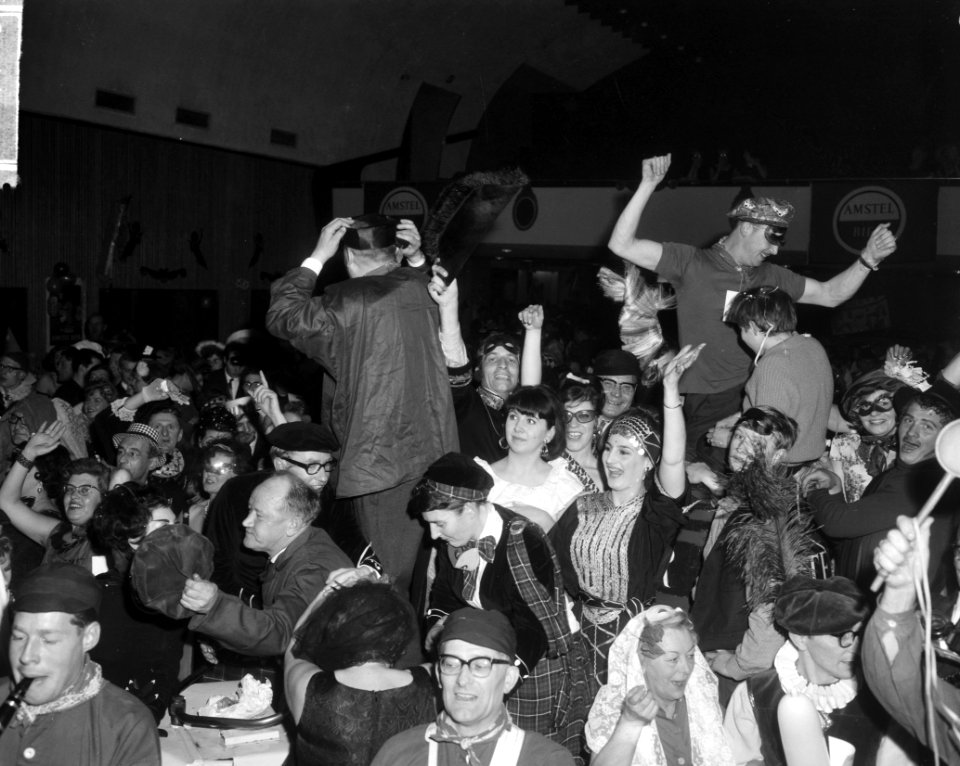 Carnaval in Krasnapolsky, intocht van Prins Carnaval Justianos , Prins Justianos, Bestanddeelnr 917-4789