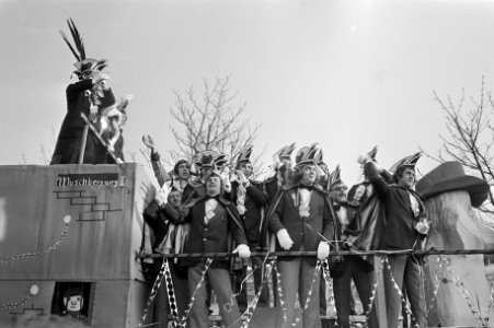 Carnaval in Eindhoven beeld uit de optocht en Prins Carnaval, Bestanddeelnr 927-7399