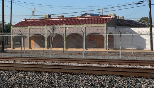 Casa Grande Hotel (201 W Main Ave) from N 1