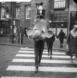 Carnaval (klaar.....over) in Den Bosch, Bestanddeelnr 913-5960