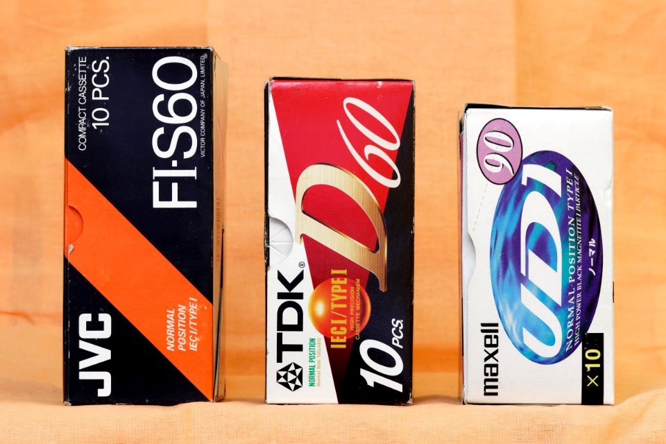 Cassette case comparison - regular, slim, ultraslim (3)
