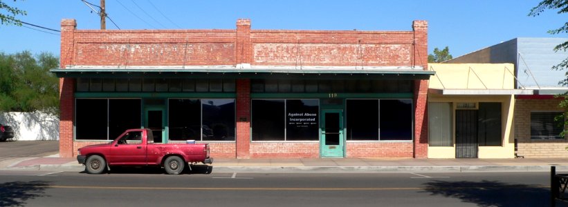 Casa Grande, Arizona 117-119-121 N Florence St from SE 1