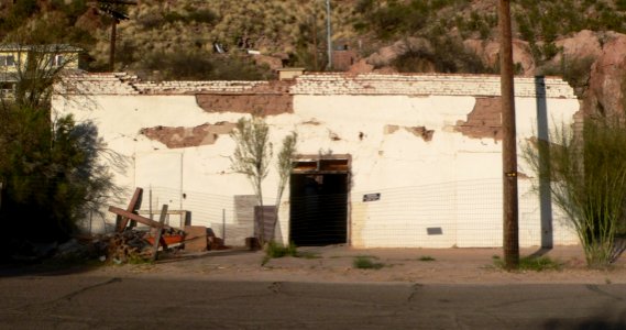 Casa Grande building (Clifton, AZ) from SW 1