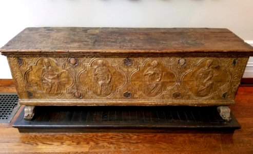 Cassone, Italy, 1450-1500, hardwood, gesso, gilding, paint - Hyde Collection - Glens Falls, NY - 20180224 122611