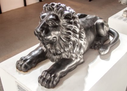 Cast iron lion from 1851 photo
