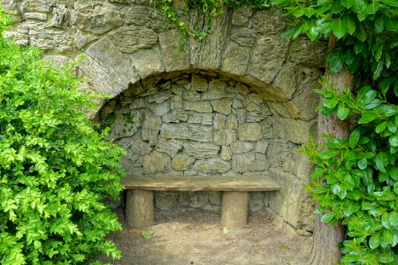 Cascade and artificial ruins, Stowe - Buckinghamshire, England - DSC06878
