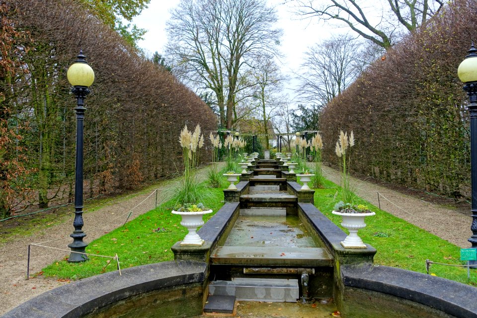 Cascade - Flora park - Cologne, Germany - DSC00461