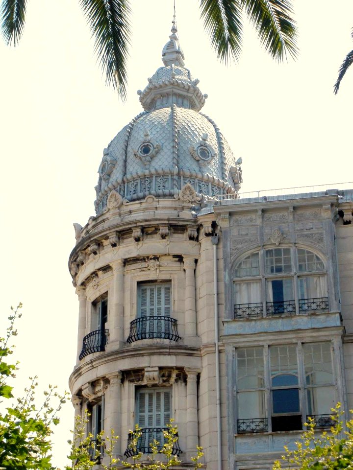 Castro-Urdiales - Edificio del Royal 2