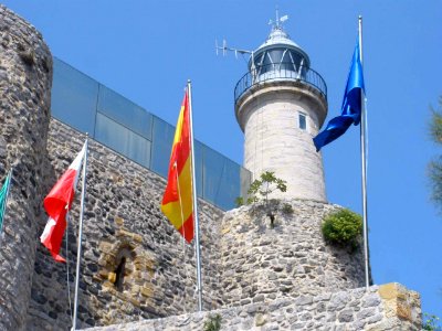 Castro-Urdiales - Castillo-Faro 04