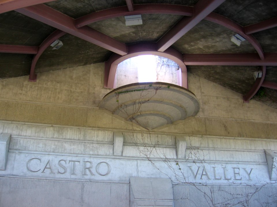Castro Valley station 2808 06