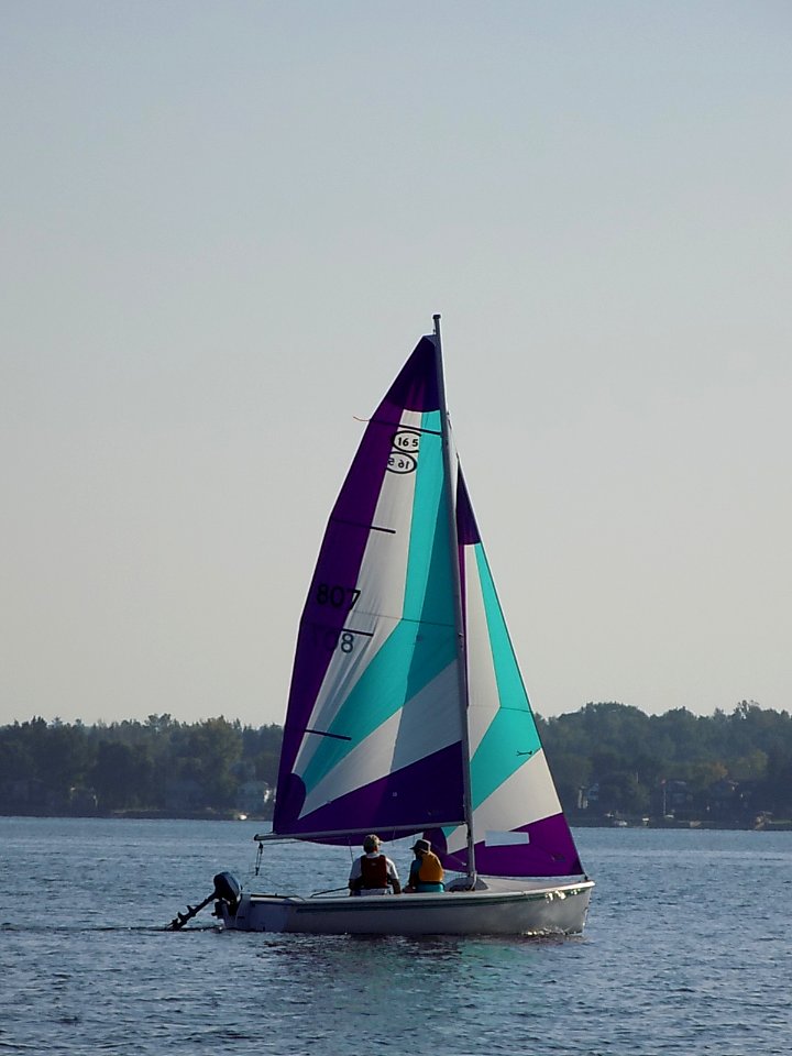 Catalina 16.5 sailboat 1301