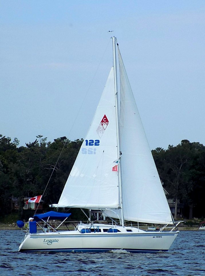 Catalina 270 sailboat Legato 3780