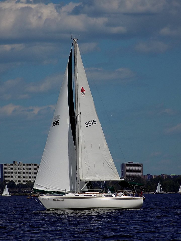 Catalina 30 sailboat with bowsprit Walkabout 3392