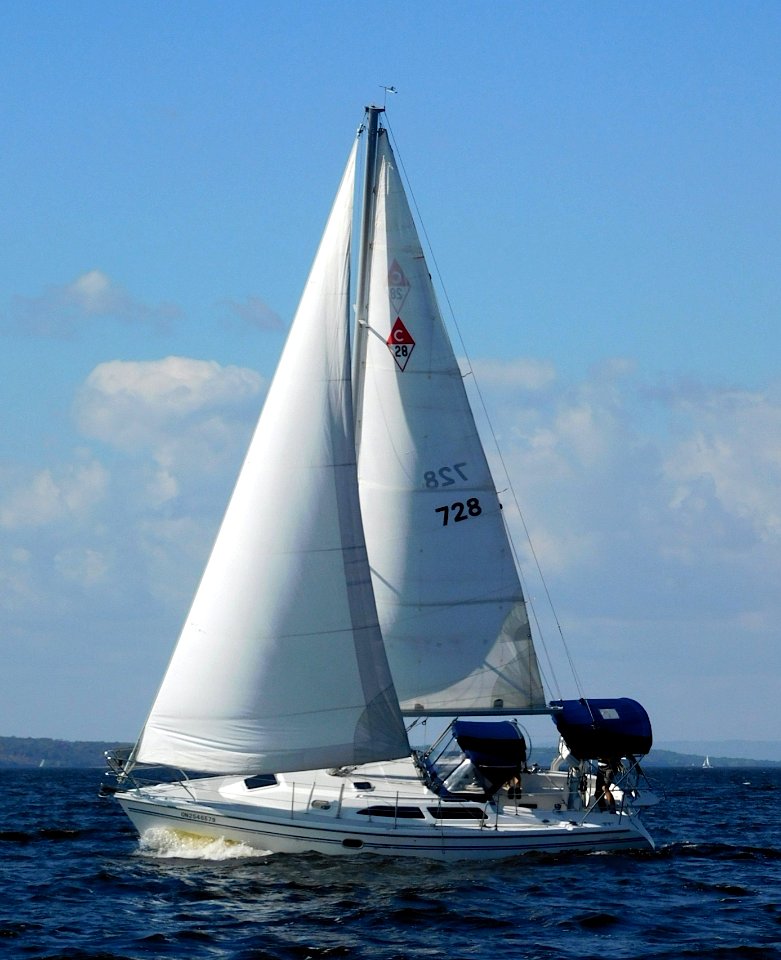 Catalina 28 Mk II sailboat Lake Effect 3279