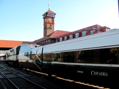 Cascade train Portland