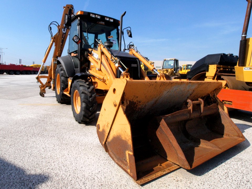 Case 590 Super R powershift p2