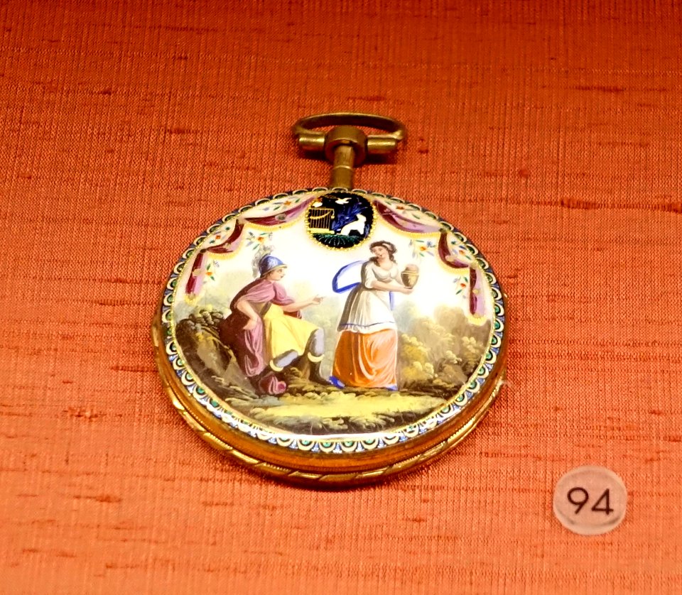 Case for pocket watch, 1800s - Museu Nacional de Soares dos Reis - Porto, Portugal - DSC00621