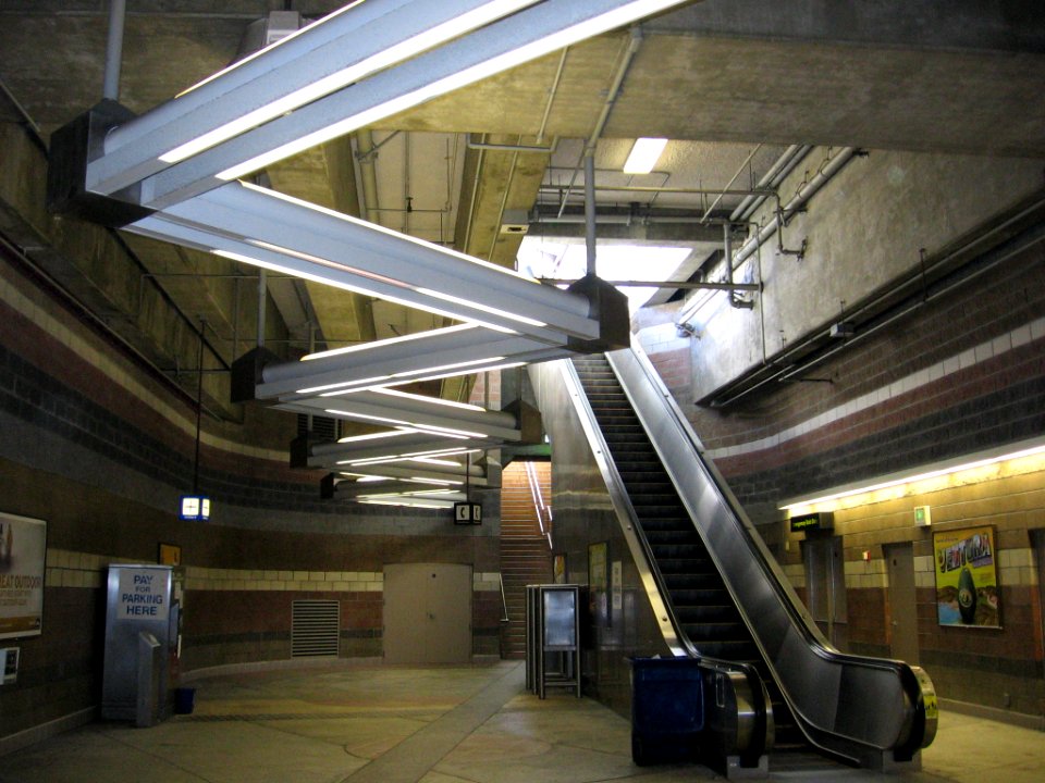 Castro Valley station 2821 19