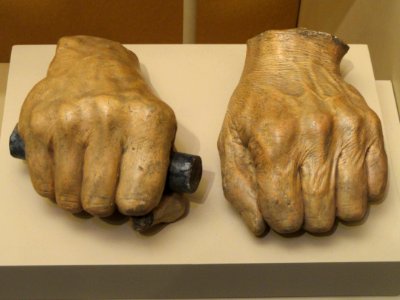 Casts of Abraham Lincoln's hands, taken by Leonard Volk on May 20, 1860 - National Museum of American History - DSC06294