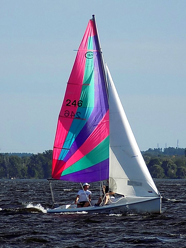 Catalina 16.5 sailboat 4133