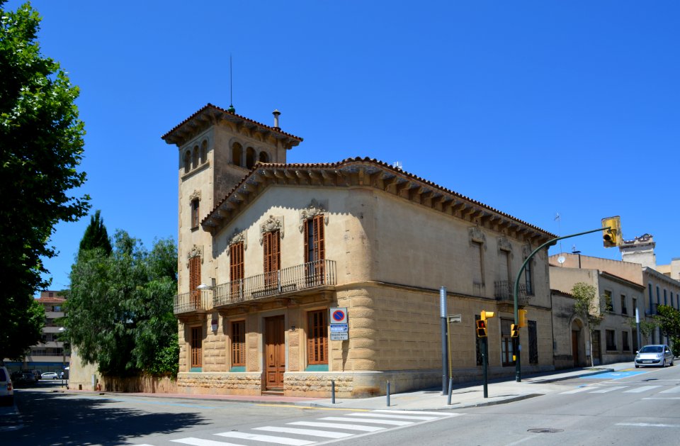Cassà de la Selva, Casa Figueras (1)