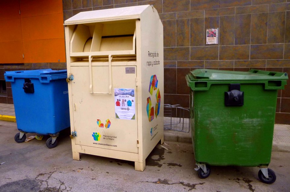 Castejón (Navarra) - Reciclaje de residuos urbanos 01