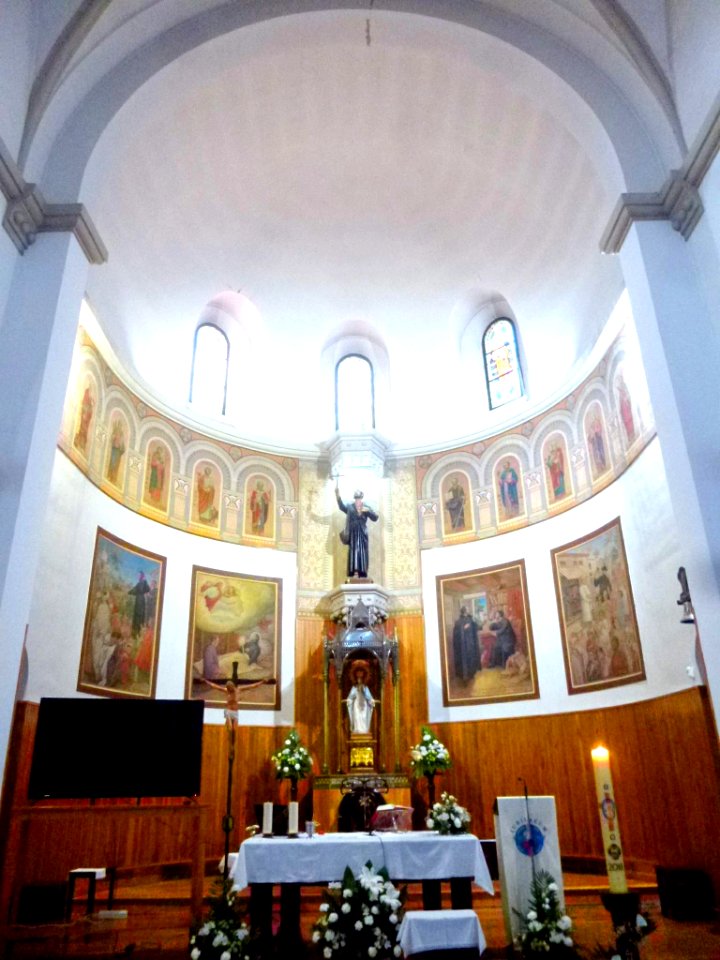 Castejón (Navarra) - Iglesia de San Francisco Javier, interior 08