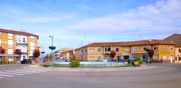 Castejón (Navarra) - Plaza de la Constitución 2