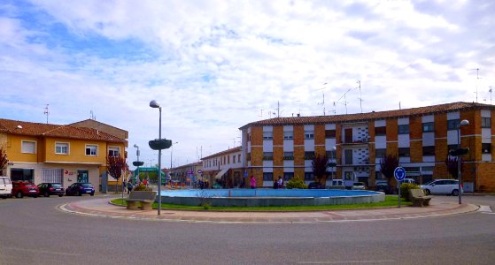 Castejón (Navarra) - Plaza de la Constitución 3