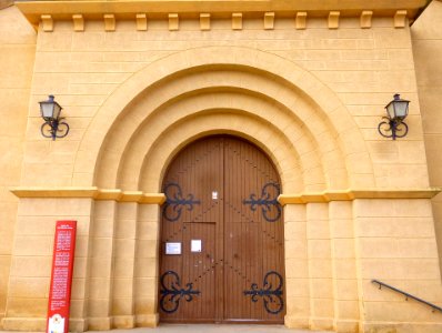 Castejón (Navarra) - Iglesia de San Francisco Javier 09