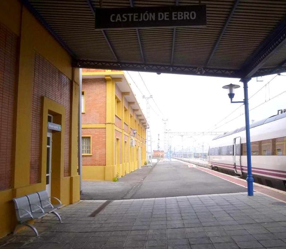 Castejón (Navarra) - Estación de Adif 03