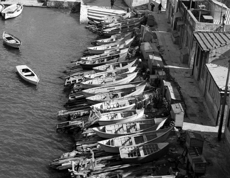 Cassis harbor detail in 1935 France, from- Zicht op de haven van Cassis, Bestanddeelnr 254-1823 (cropped)