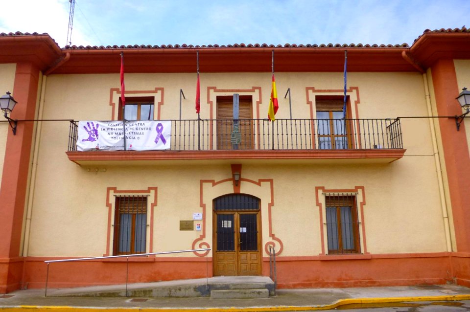Castejón (Navarra) - Plaza de los Fueros, Ayuntamiento 4