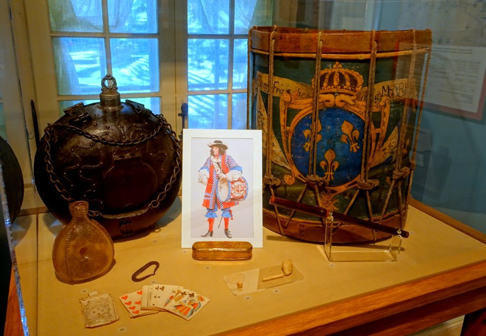 Canteen, cards, and drum - Château Ramezay - Montreal, Canada - DSC07637