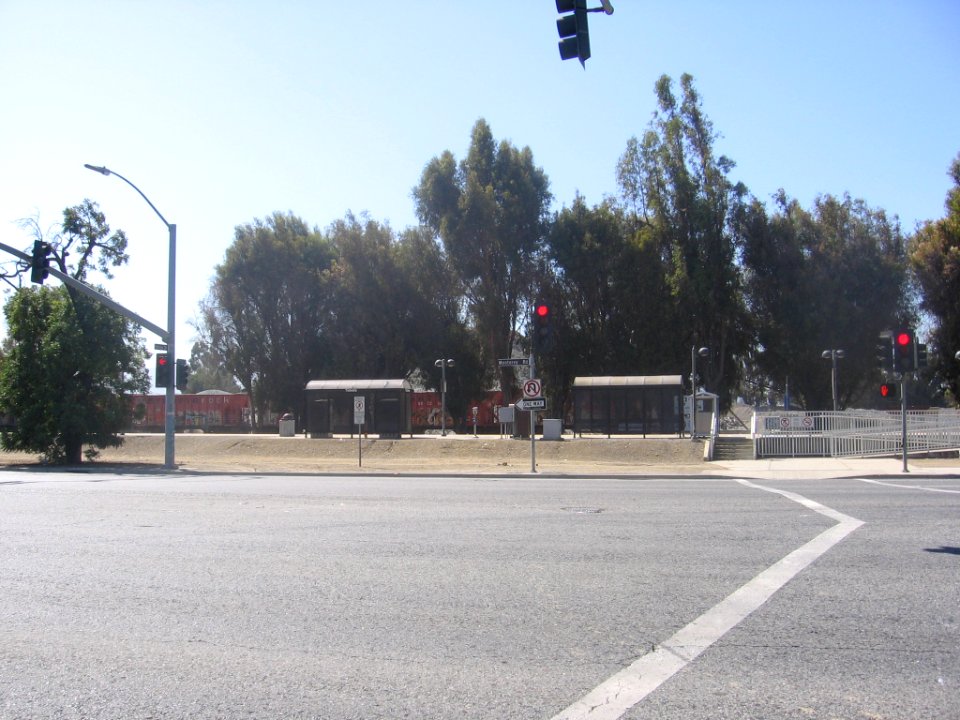 Capitol Caltrain station 1385 03