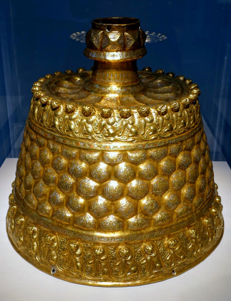 Candlestick, Afghanistan, Saljuq period, 2nd half of 12th century AD, brass inlaid with copper, silver, gold - Freer Gallery of Art - DSC04671