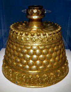 Candlestick, Afghanistan, Saljuq period, 2nd half of 12th century AD, brass inlaid with copper, silver, gold - Freer Gallery of Art - DSC04671