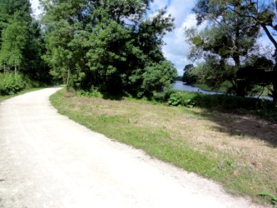 Candé-sur-Beuvron (Loir-et-Cher) La Loire à vélo