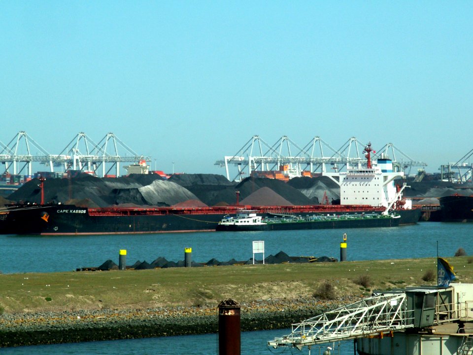 Cape Kassos - IMO 9284570 , Mississippi harbour, Port of Rotterdam, Holland 17-Apr-2006