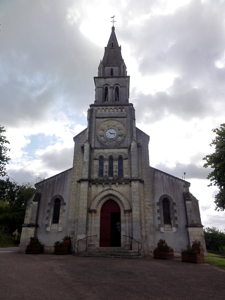 Candé-sur-Beuvron (Loir-et-Cher) Église