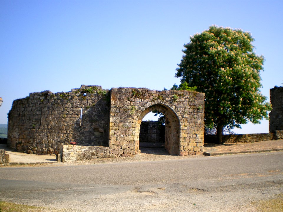 Capdenac-le-Haut, porte nord