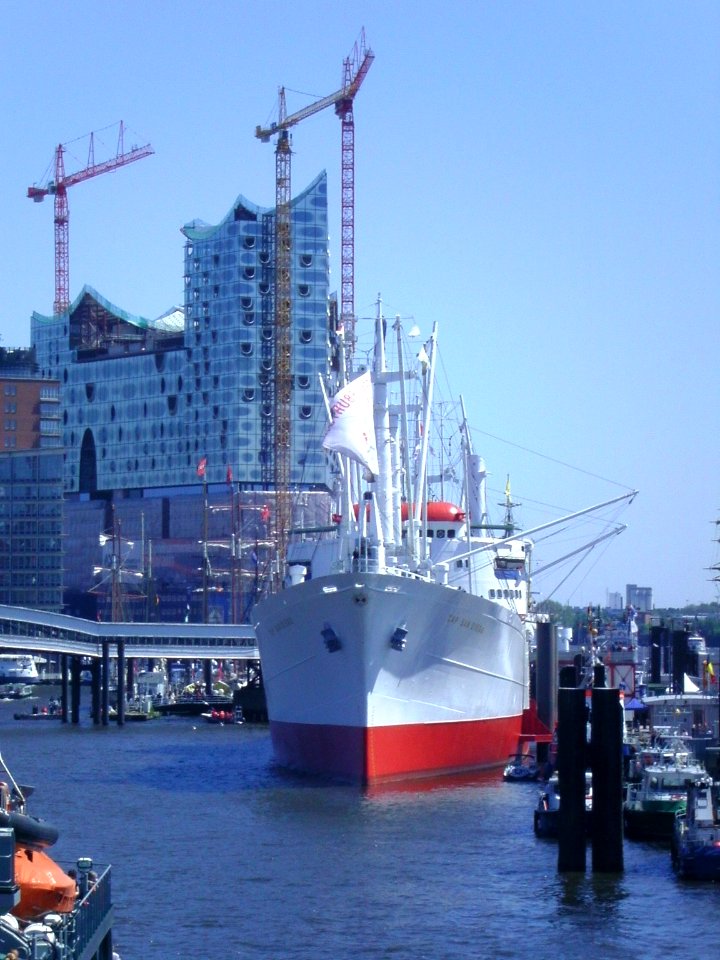 Cap San Diego+Elbphilharmonie