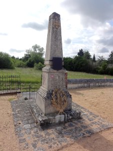 Candé-sur-Beuvron (Loir-et-Cher) Monument aux morts (cimetière)